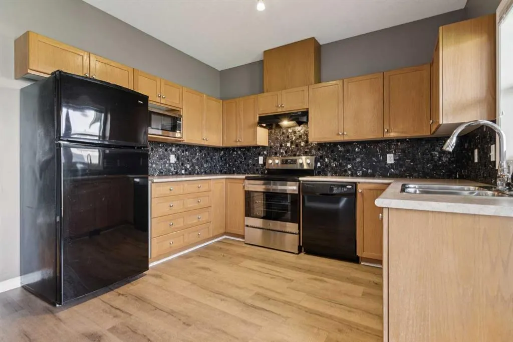 2001 Luxstone Boulevard SW, #104