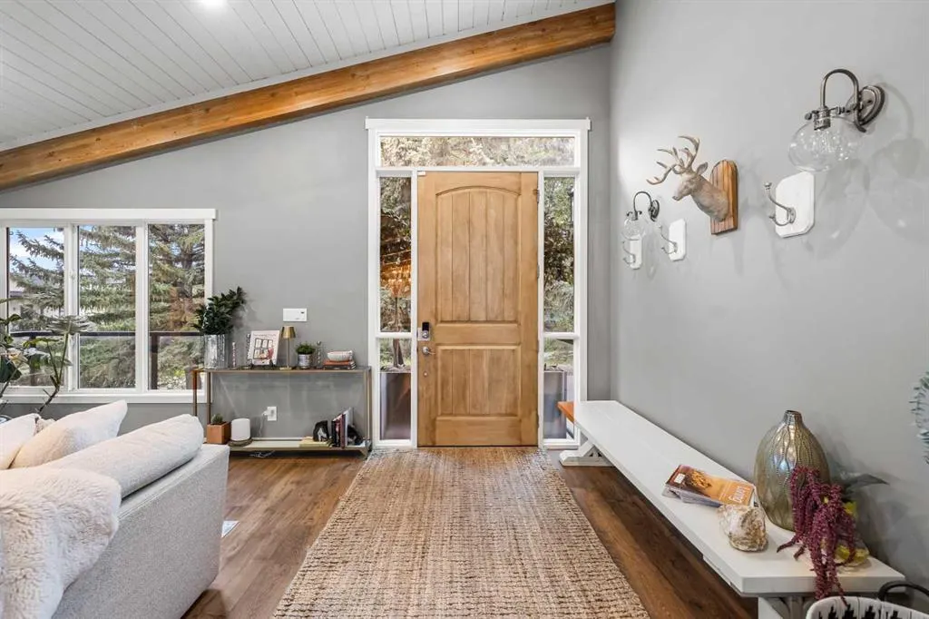65 Woodland Lane