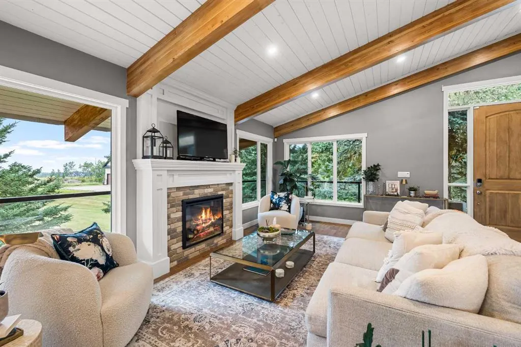 65 Woodland Lane