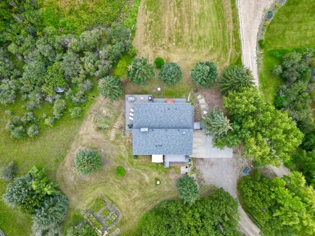 65 Woodland Lane