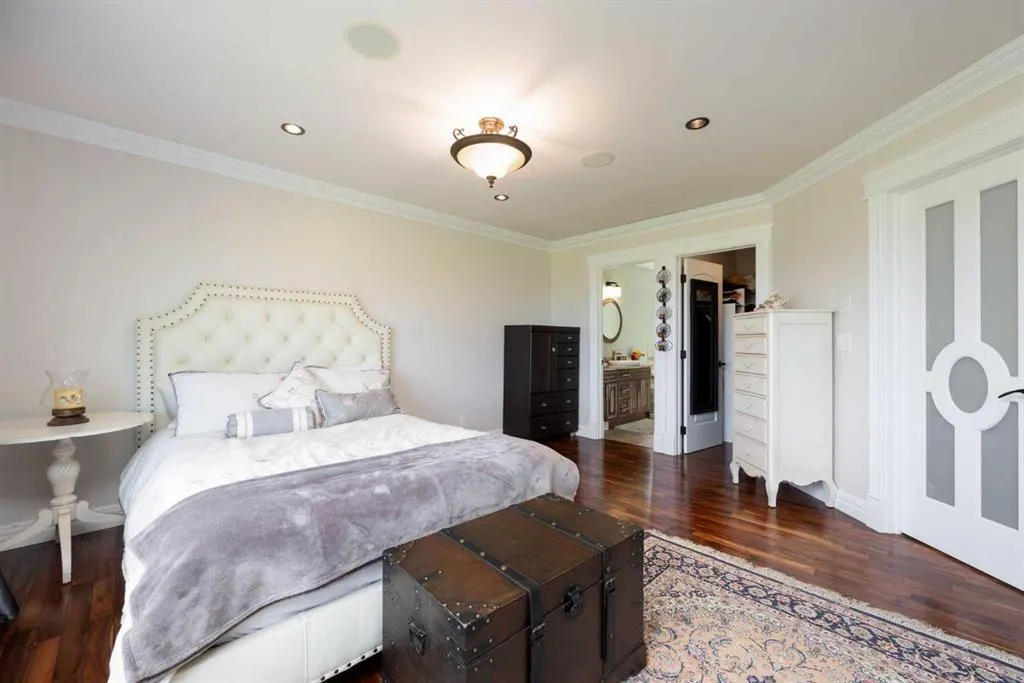 340 Fireweed Crescent