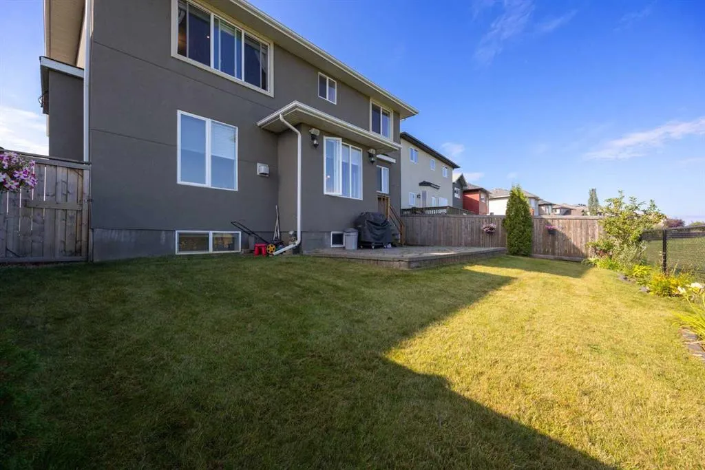 340 Fireweed Crescent