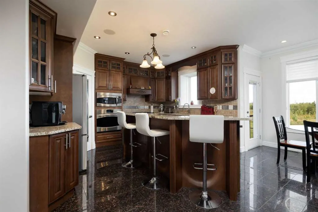 340 Fireweed Crescent
