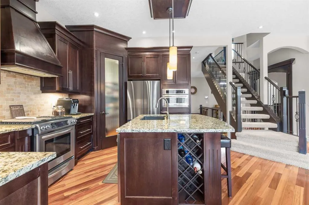 14 Prairie Springs Cove SW