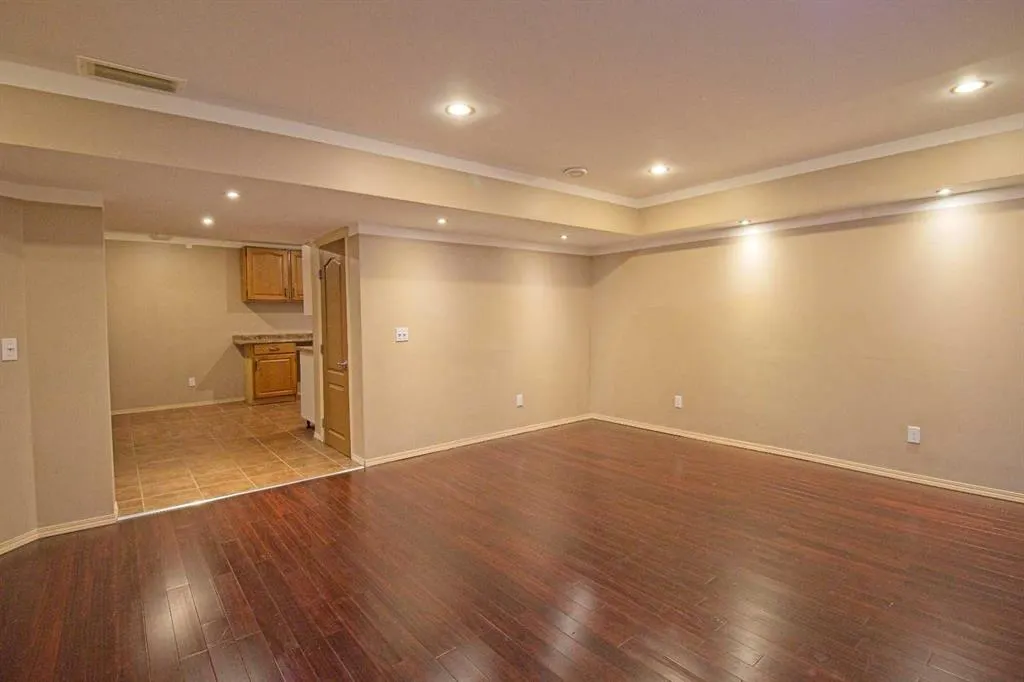 109 Bridlerange Place SW