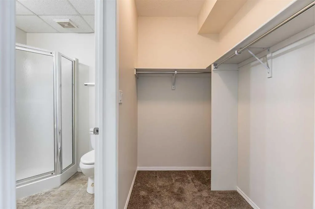 105 Main Street S, #102