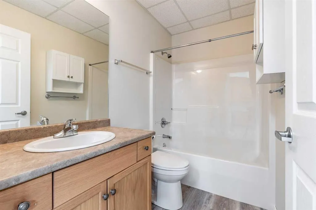 105 Main Street S, #102
