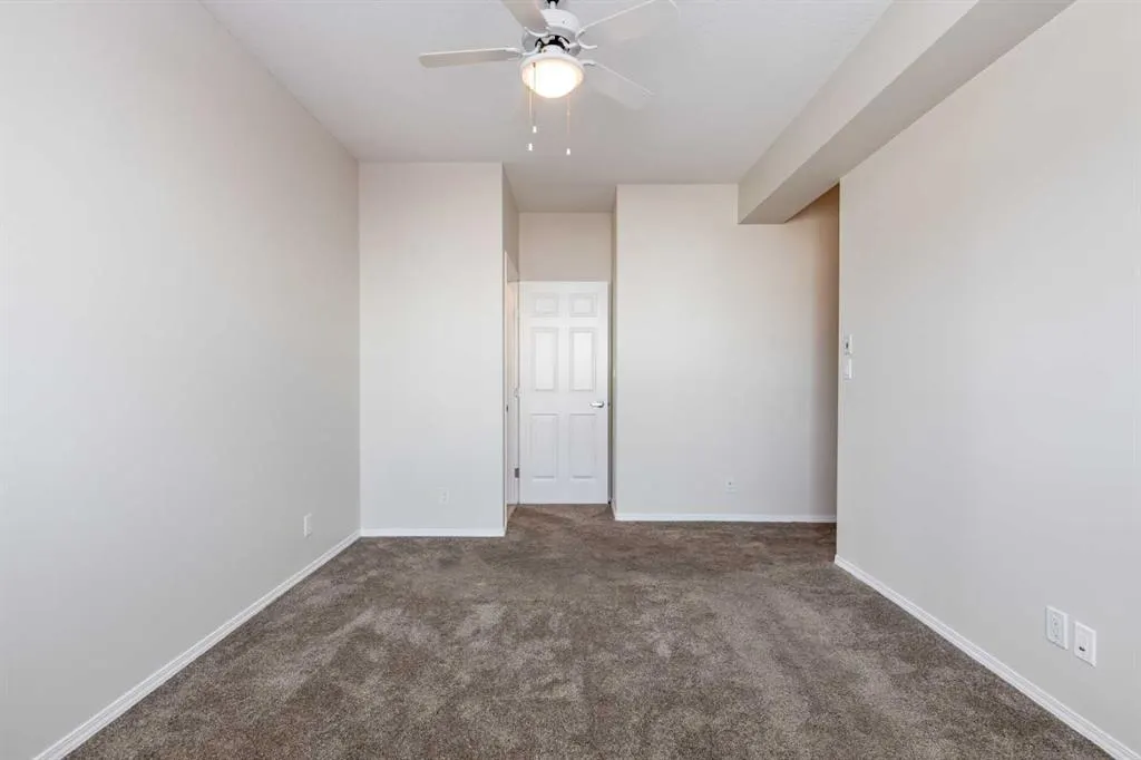 105 Main Street S, #102