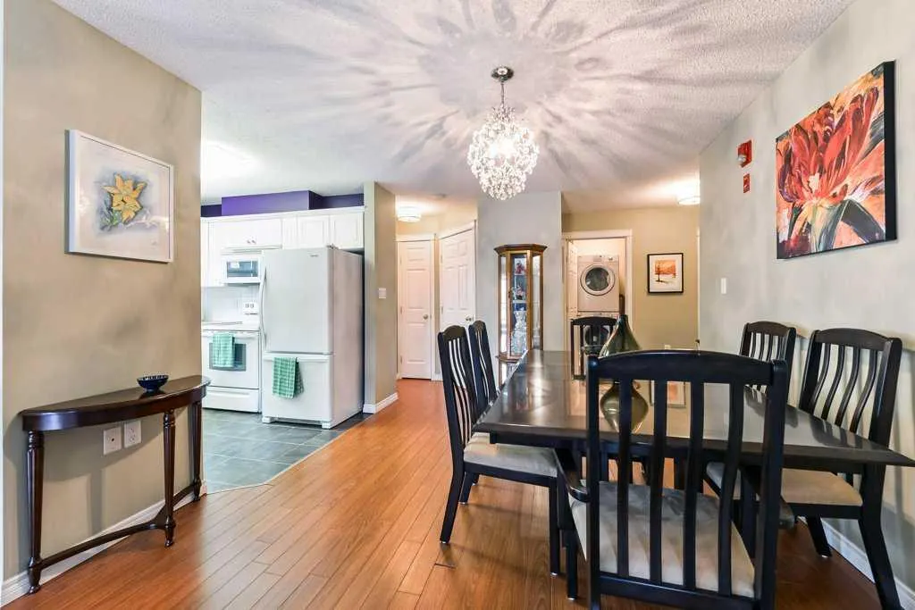6800 Hunterview Drive NW, #215