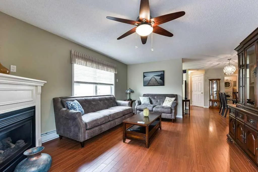 6800 Hunterview Drive NW, #215