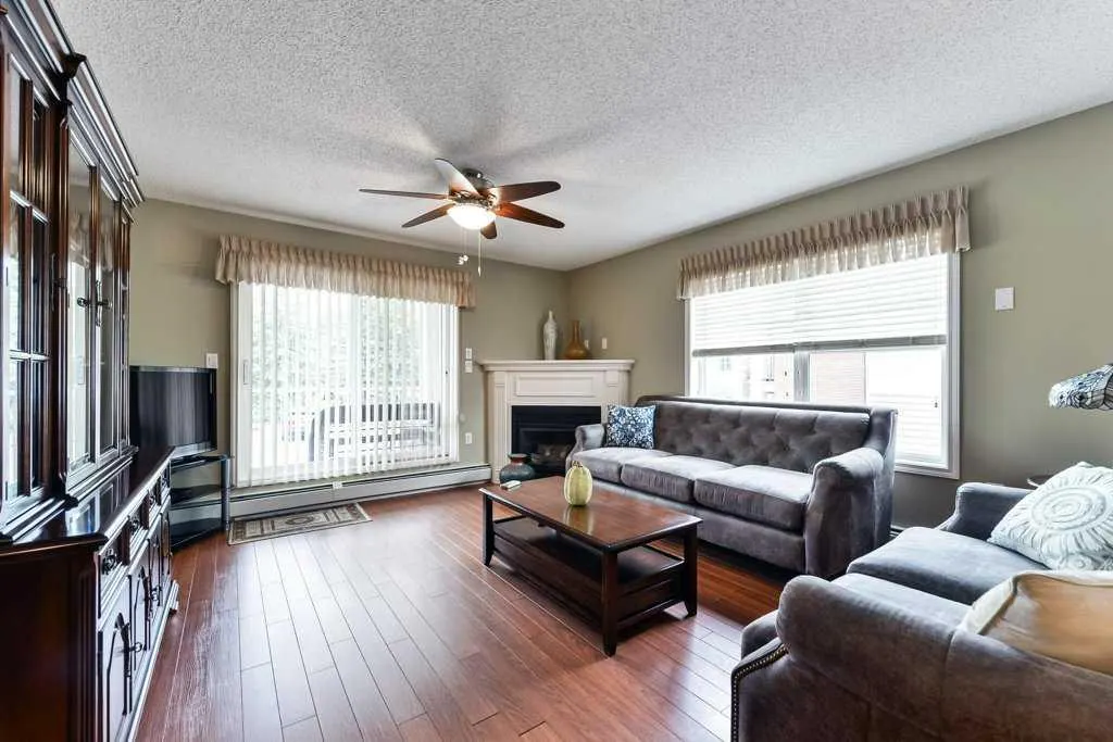6800 Hunterview Drive NW, #215