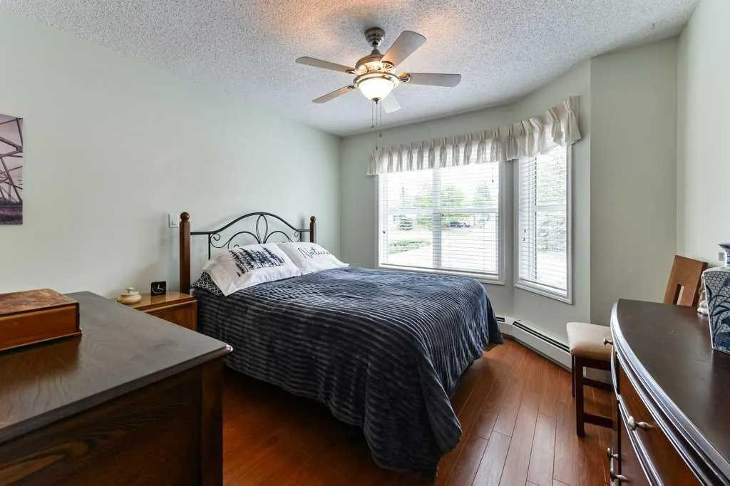 6800 Hunterview Drive NW, #215
