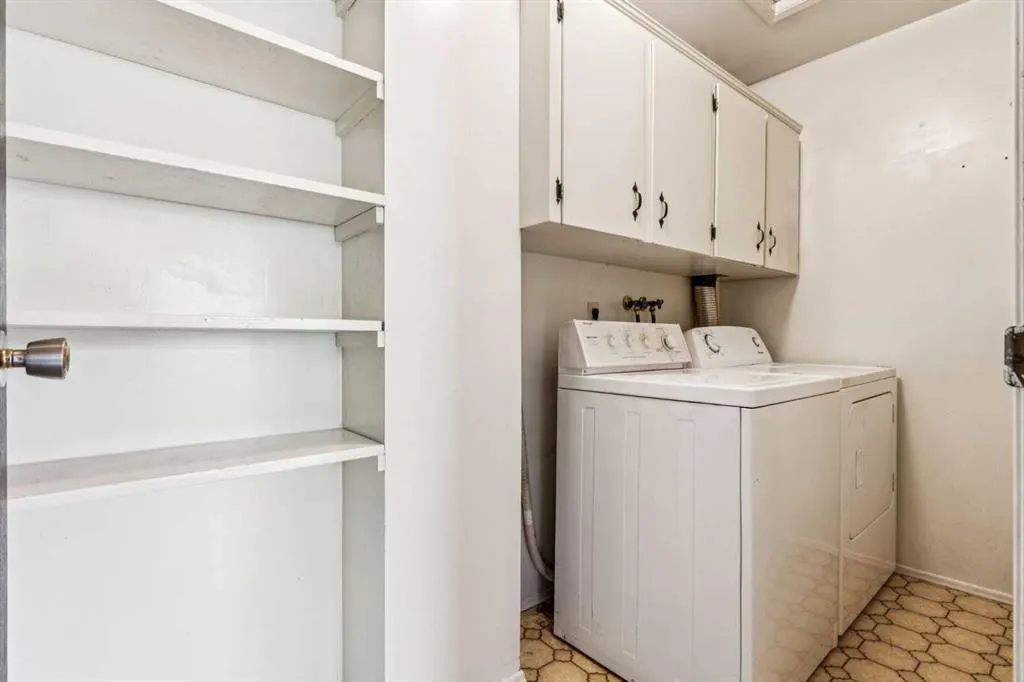 101 Sabrina Way SW