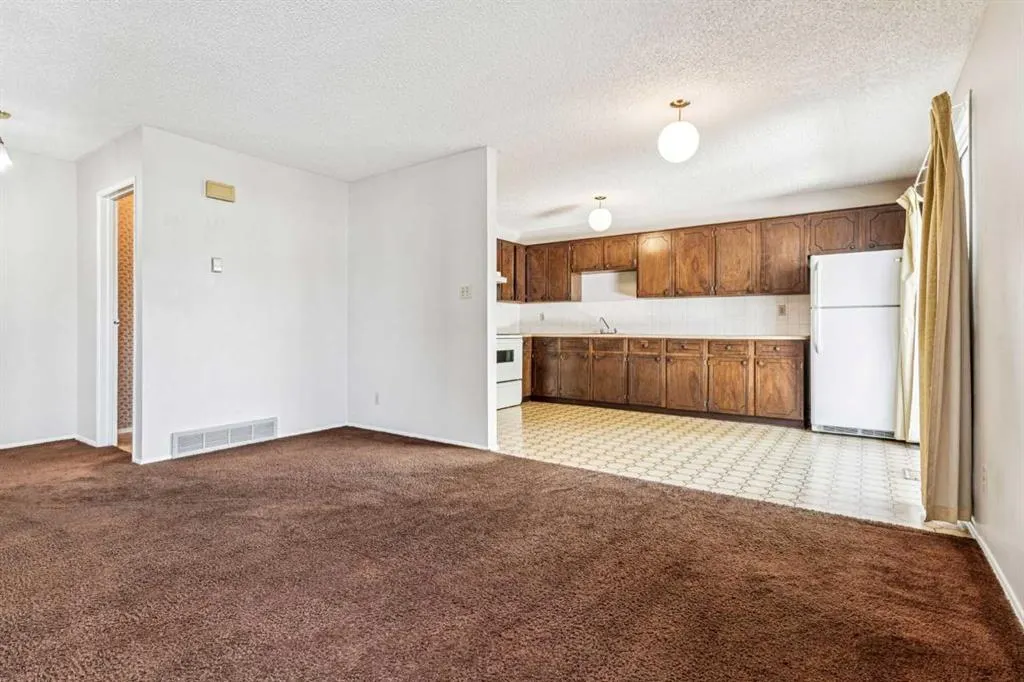 101 Sabrina Way SW