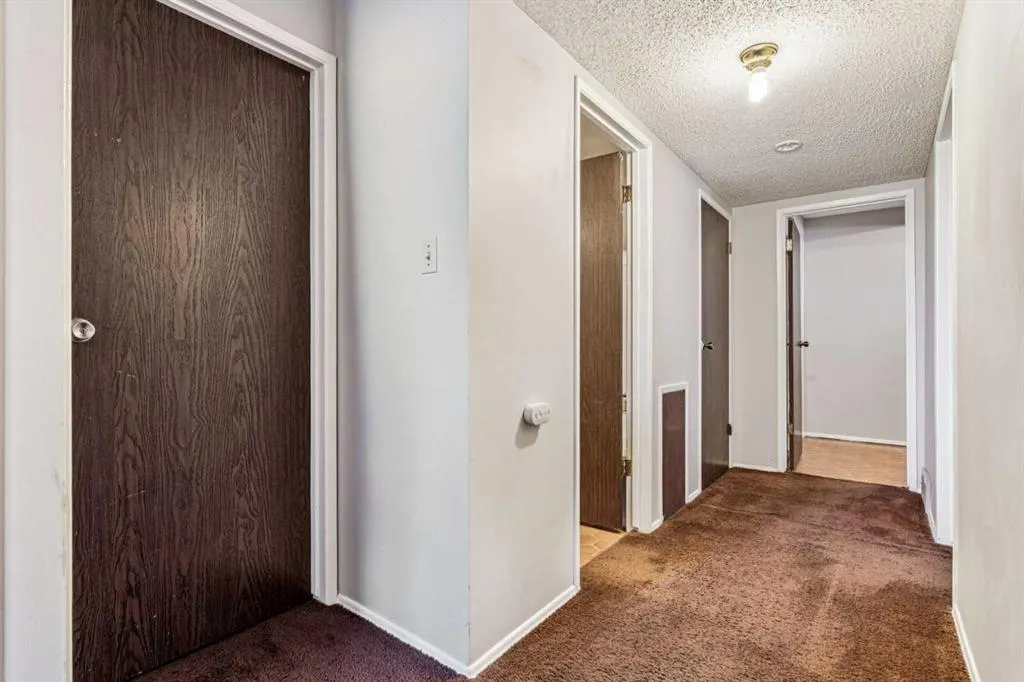 101 Sabrina Way SW