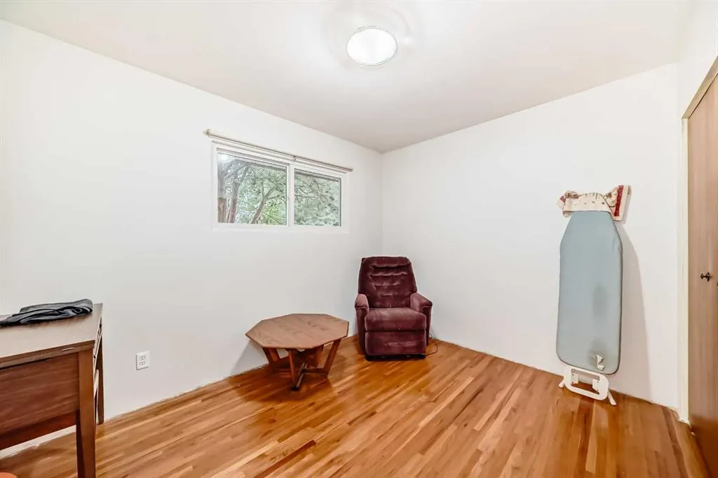 51 Ferncliff Crescent SE