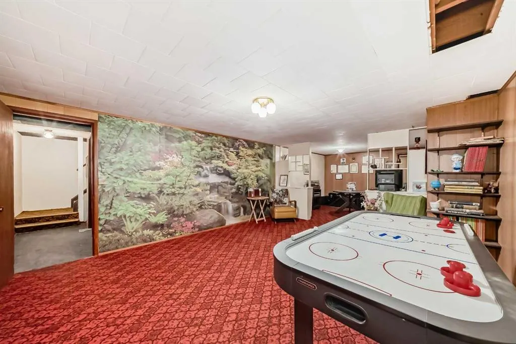 51 Ferncliff Crescent SE