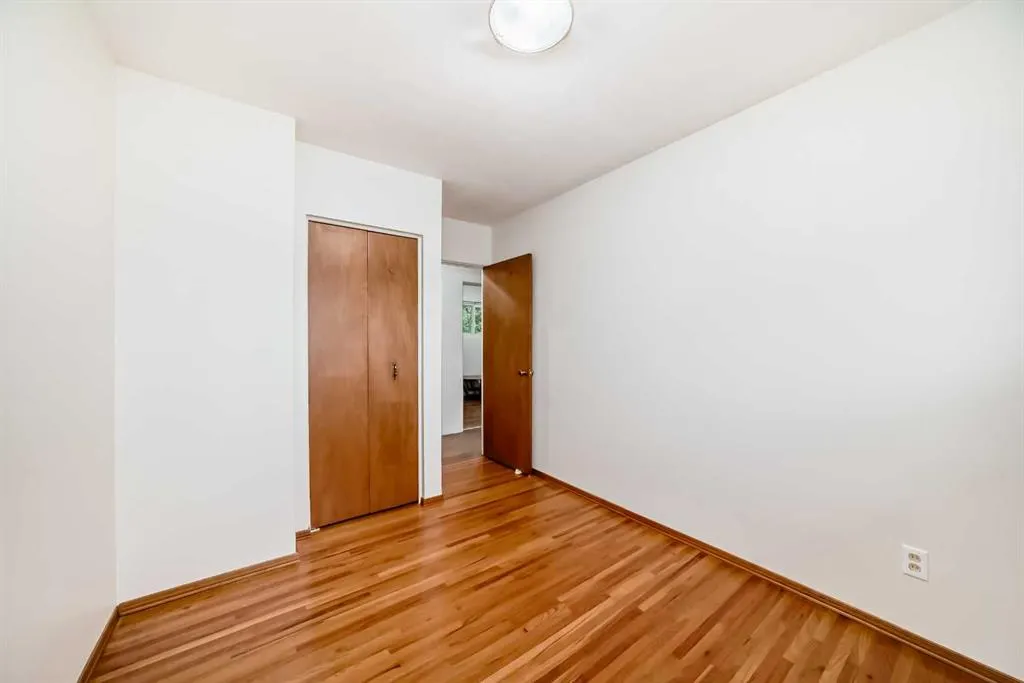 51 Ferncliff Crescent SE