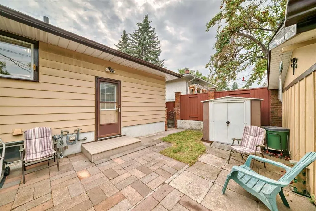 51 Ferncliff Crescent SE