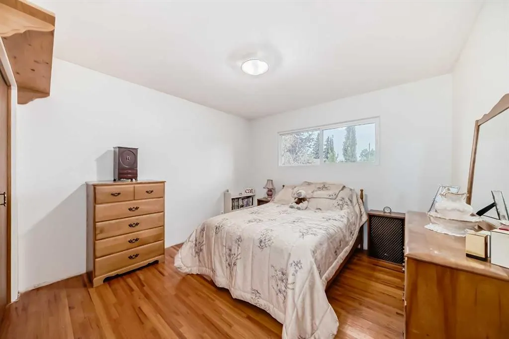 51 Ferncliff Crescent SE