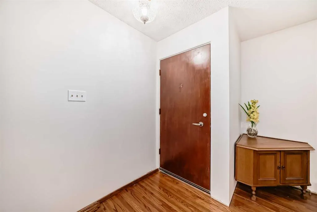 51 Ferncliff Crescent SE