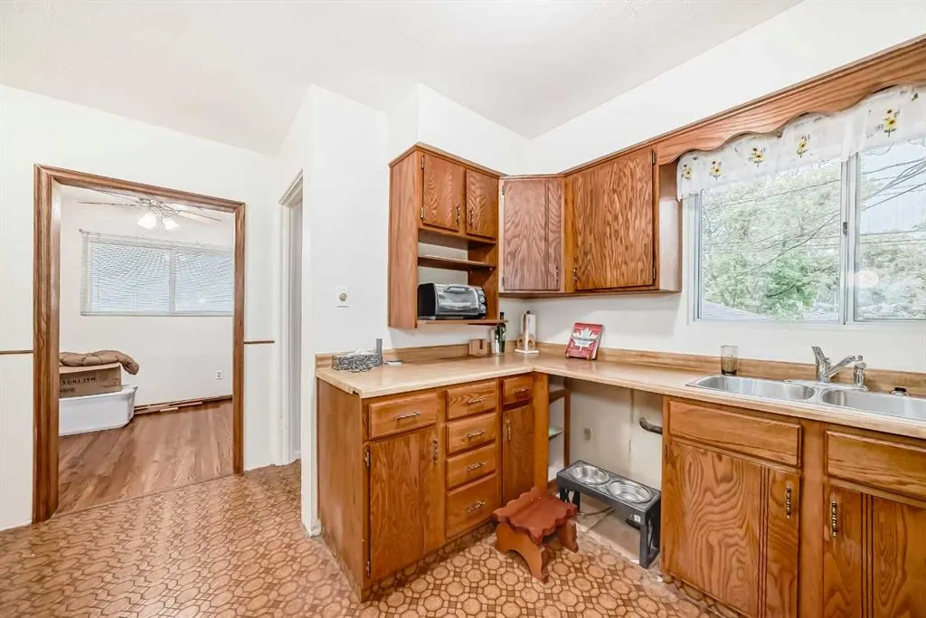 51 Ferncliff Crescent SE