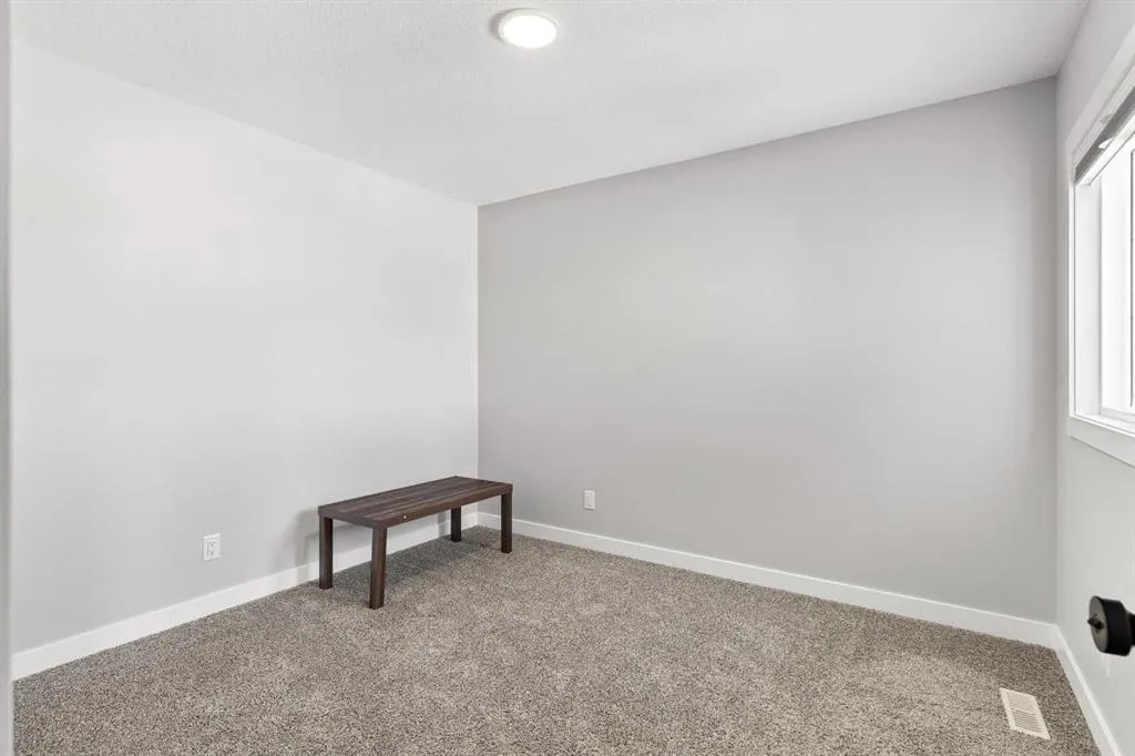 263 Chelsea Heath