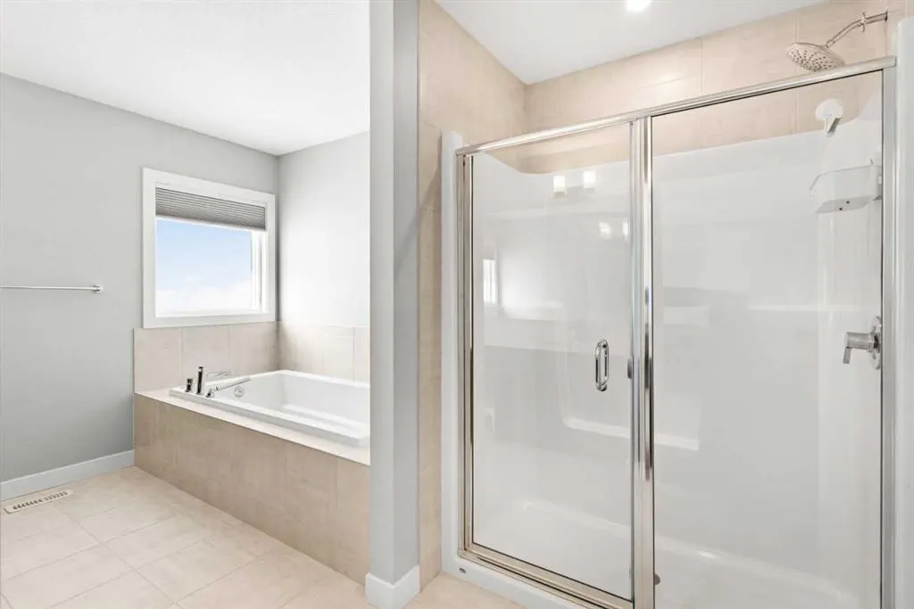 263 Chelsea Heath
