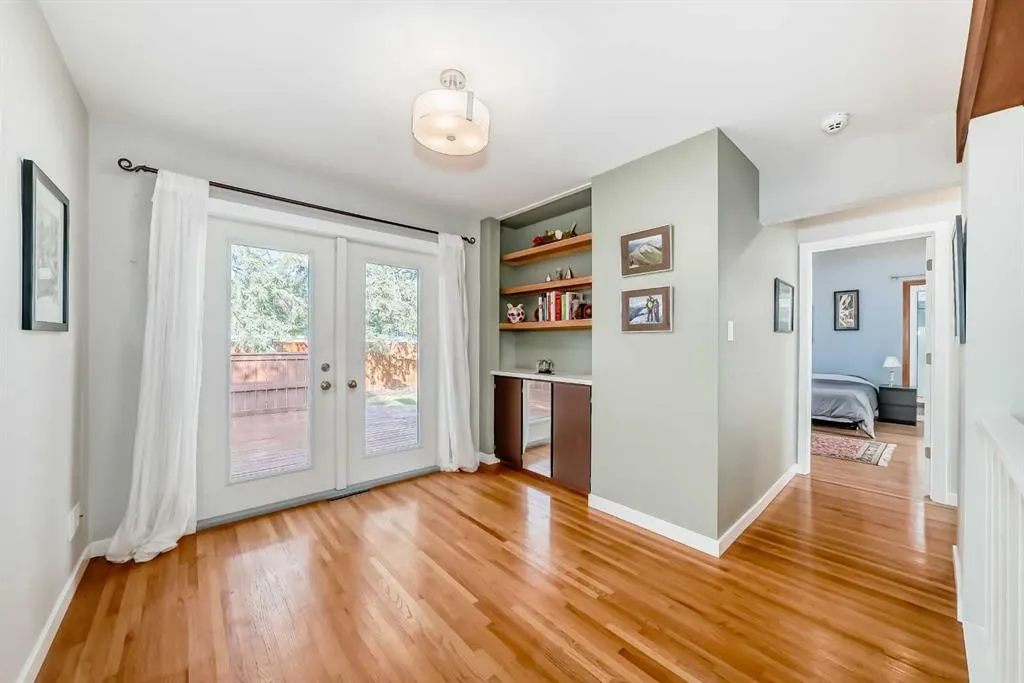 51 Holden Road SW