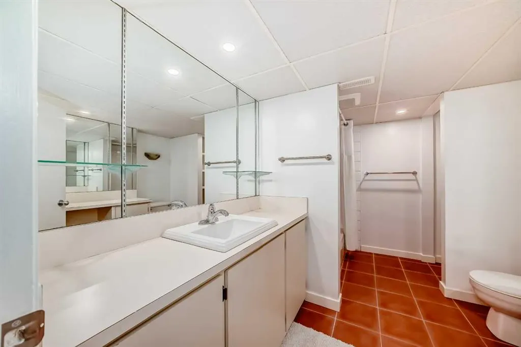 51 Holden Road SW
