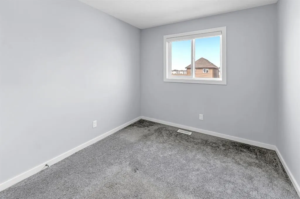 310 Savanna Terrace NE