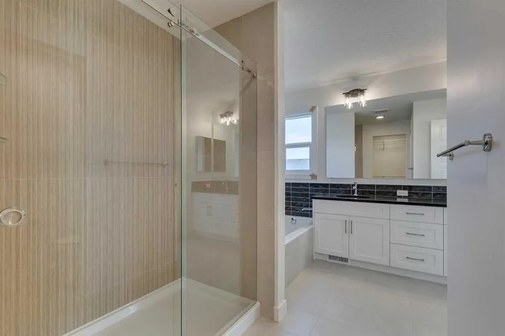 104 Amblefield Grove NW
