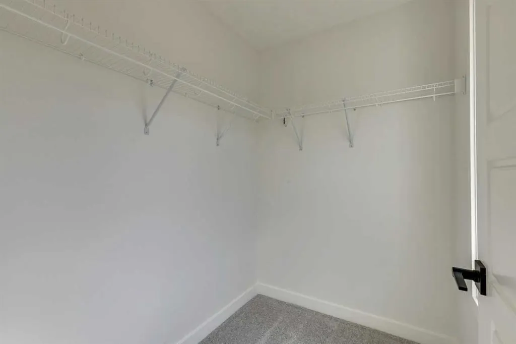 104 Amblefield Grove NW