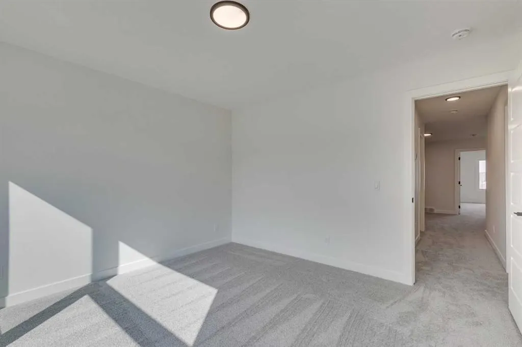 104 Amblefield Grove NW