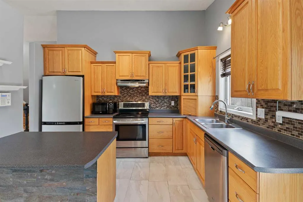 110 Pleasant Drive