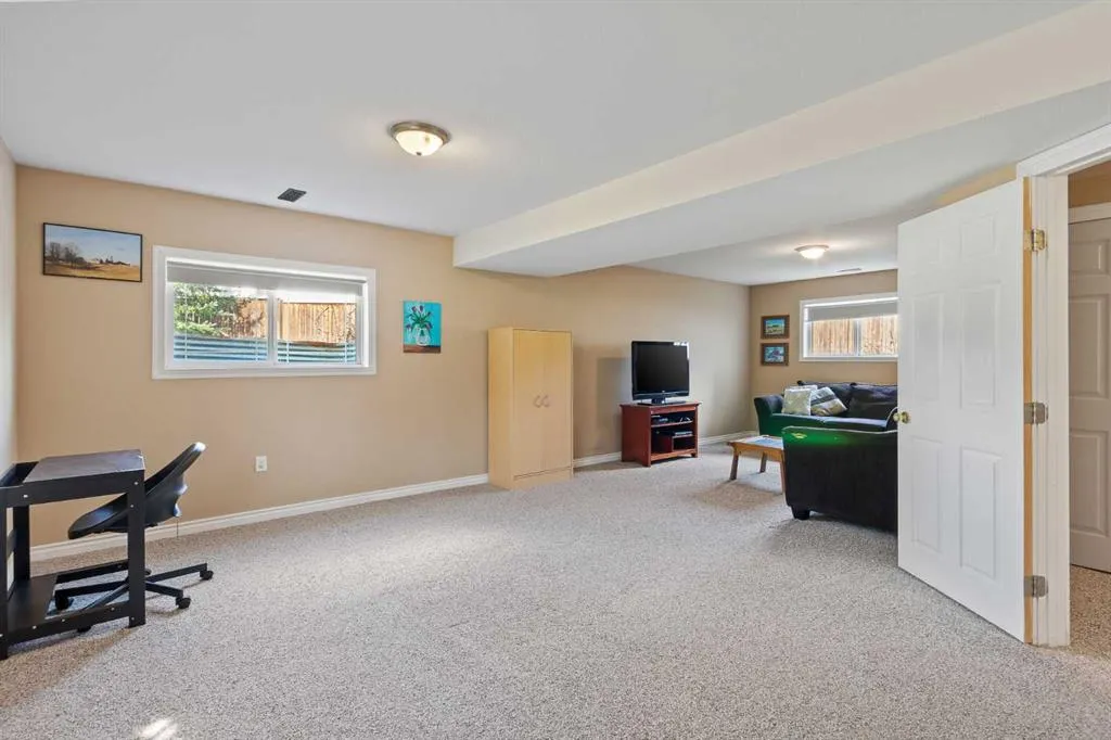 110 Pleasant Drive