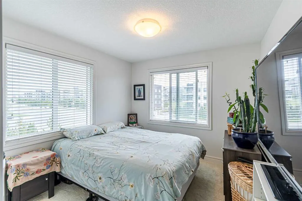 4307 Seton Drive SE