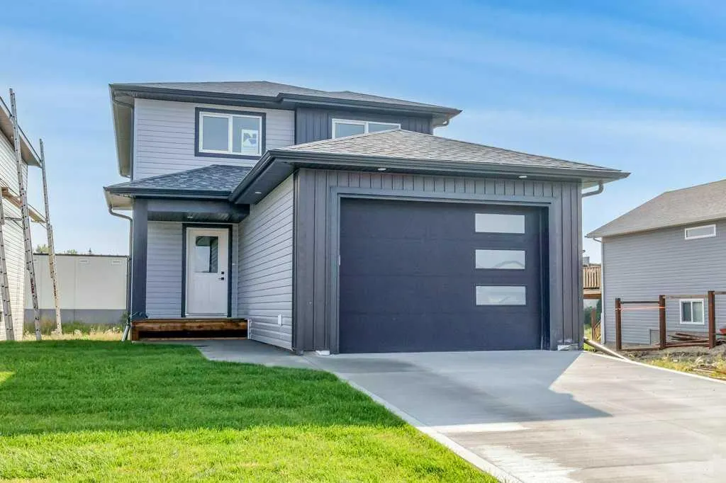 125 Hampton Crescent