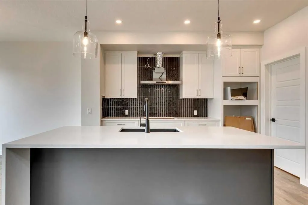 199 Sora Terrace SE