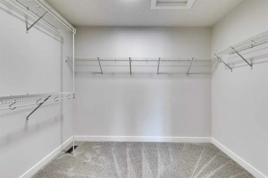 199 Sora Terrace SE