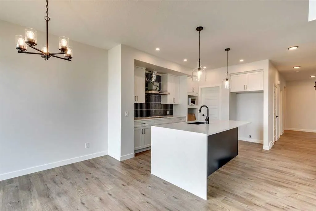 199 Sora Terrace SE