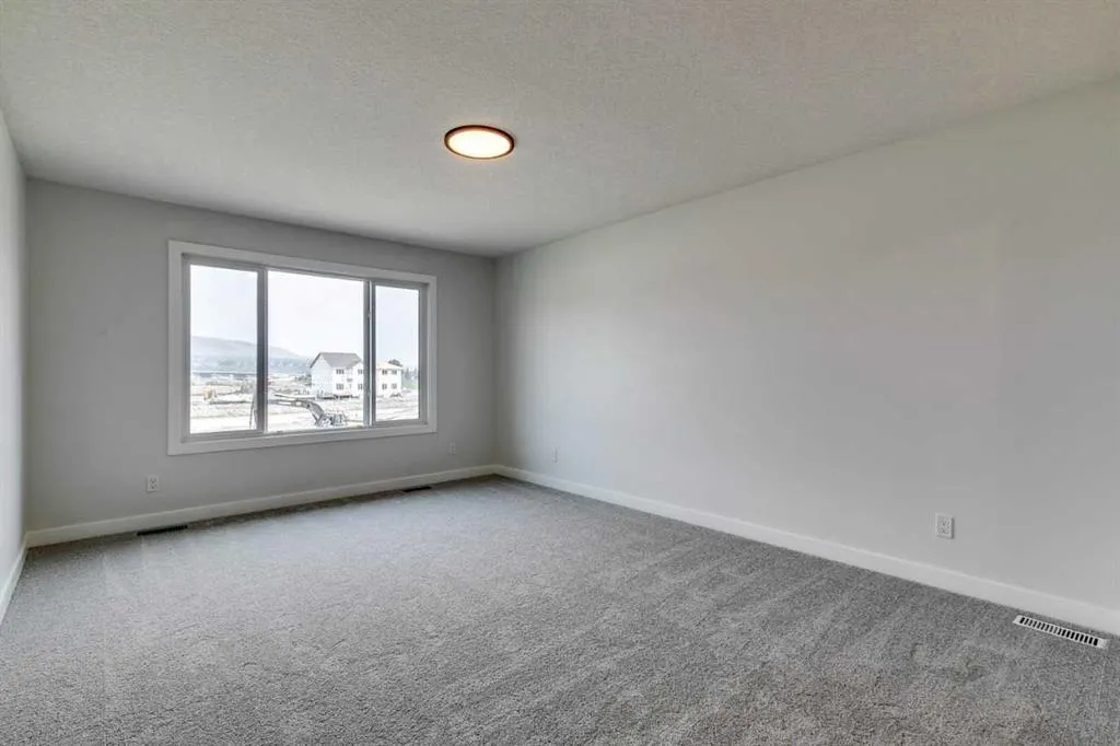 199 Sora Terrace SE