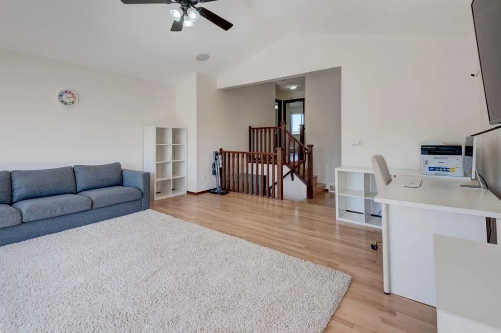 147 New Brighton Close SE