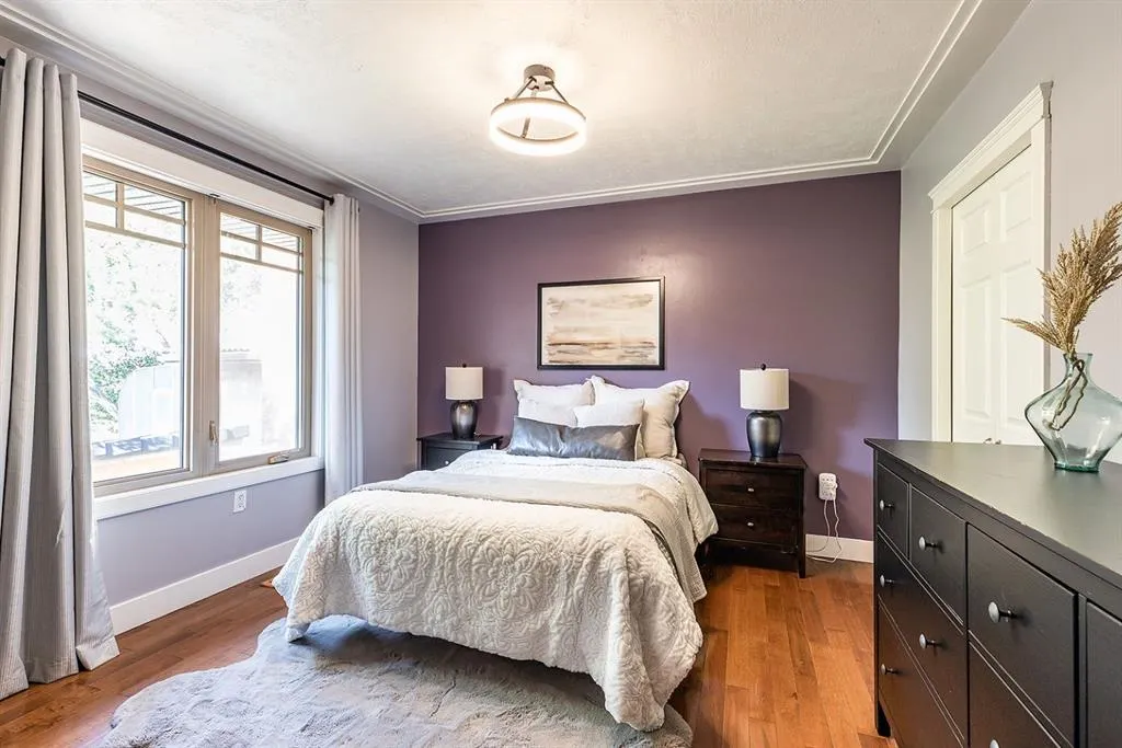 52 Ross Heights Court SE