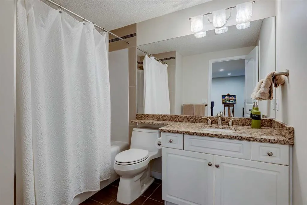 99 Christie Point SW, #11