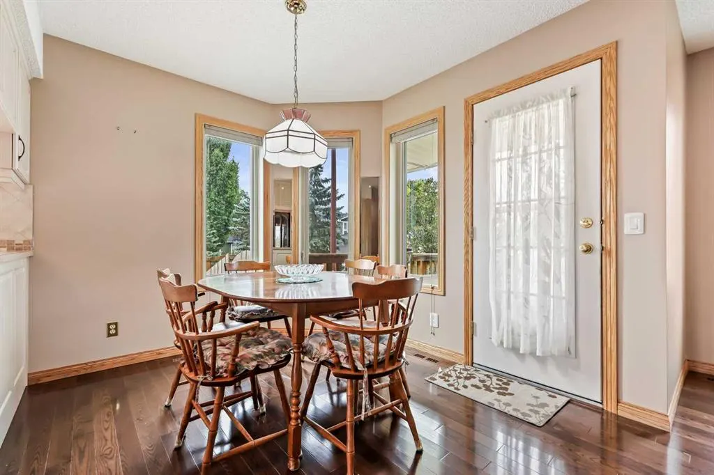 260 Sun Valley Drive SE