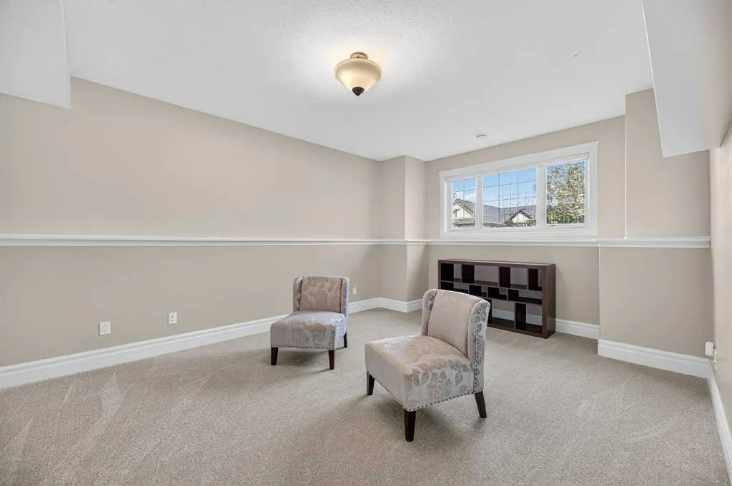 12 Vermont Close