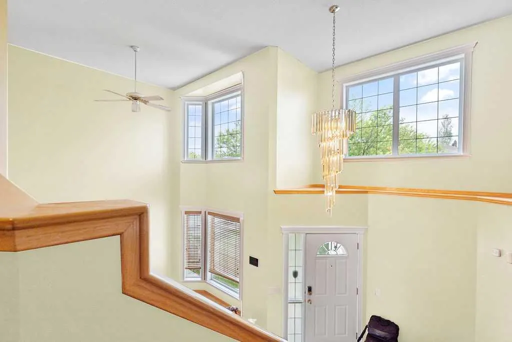 175 Panorama Hills Close NW