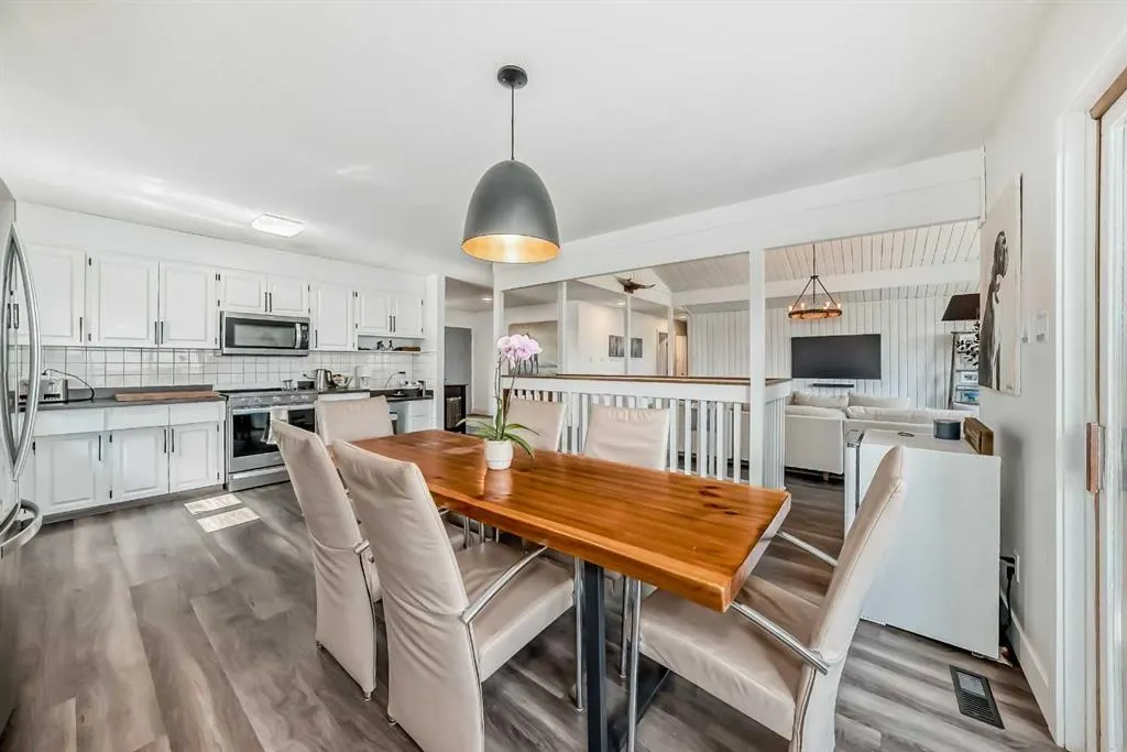 265048 Township Road 432