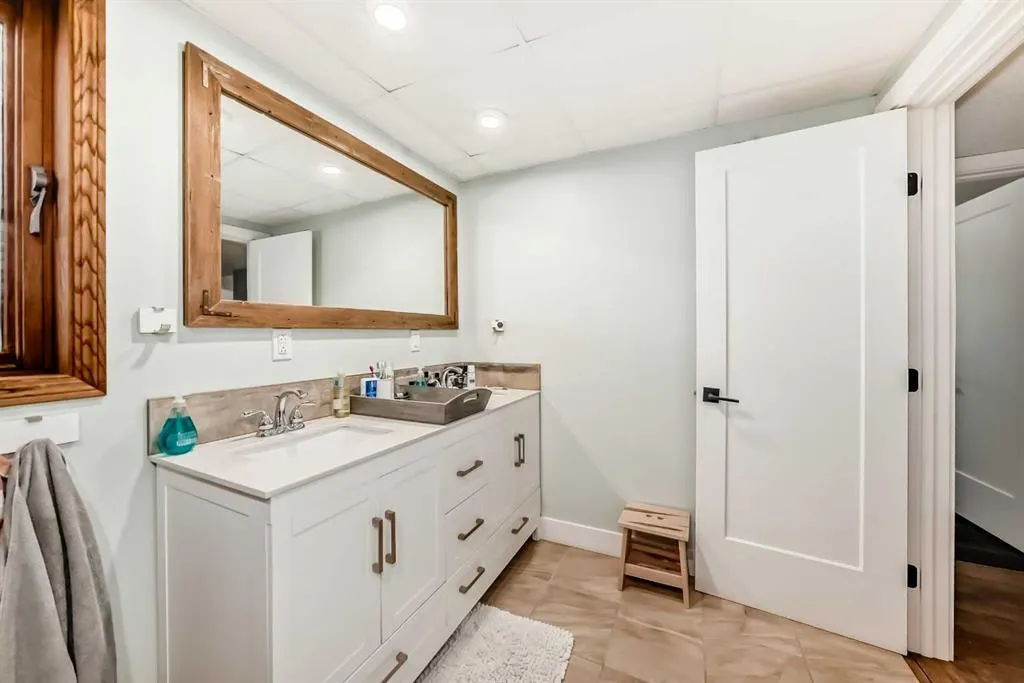 265048 Township Road 432